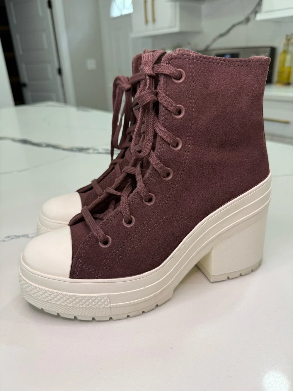 Converse Chuck 70 De Luxe Heel Eternal Earth Womens Size 7.5, Mens Size 5.5